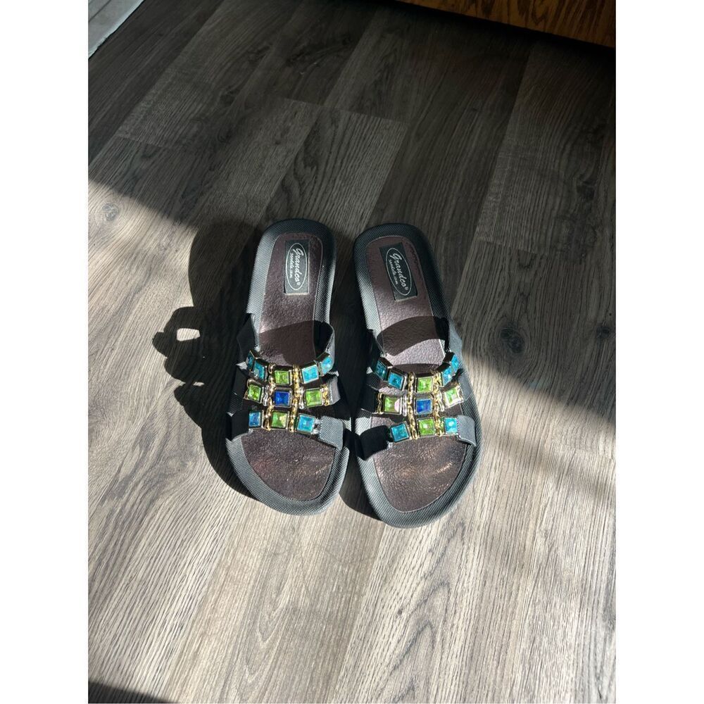 Grandco Rhinestone Black Wedge Sandals Woman’s Size 8